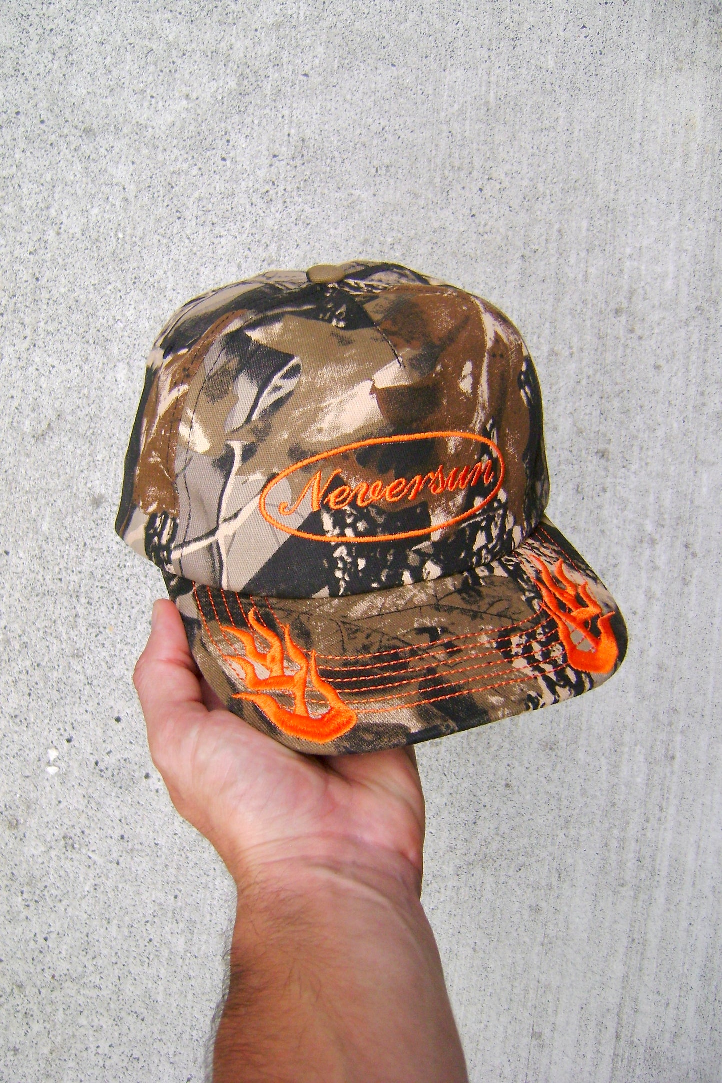 FLAME SCRIPT CAMO HAT